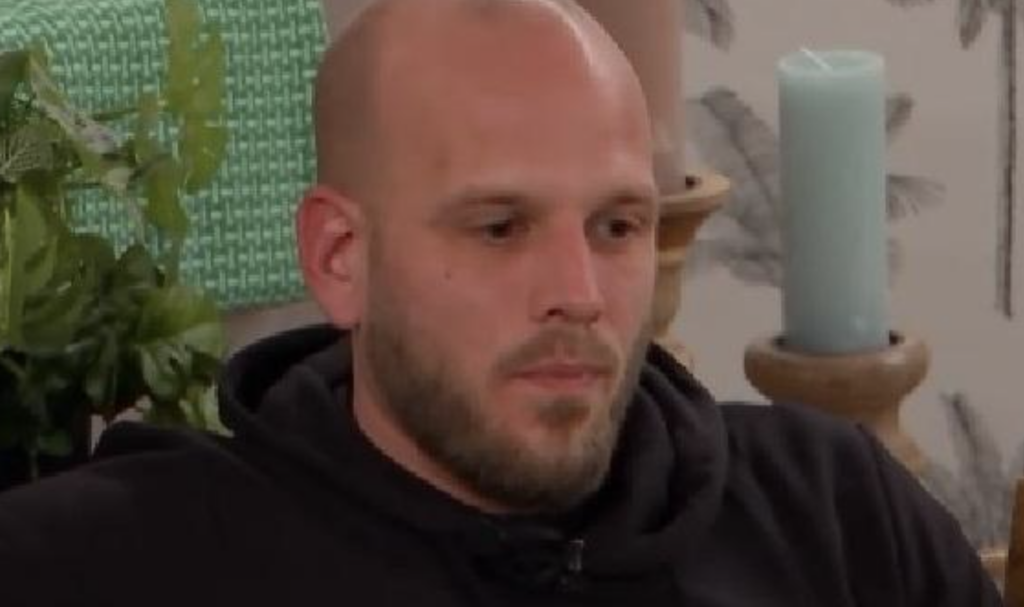 Erik uit Lang Leve de Liefde wil tongzoenen, wordt verwoestend